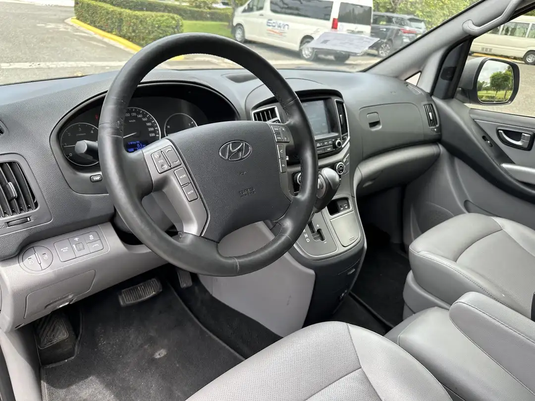 Hyundai H-1 2018